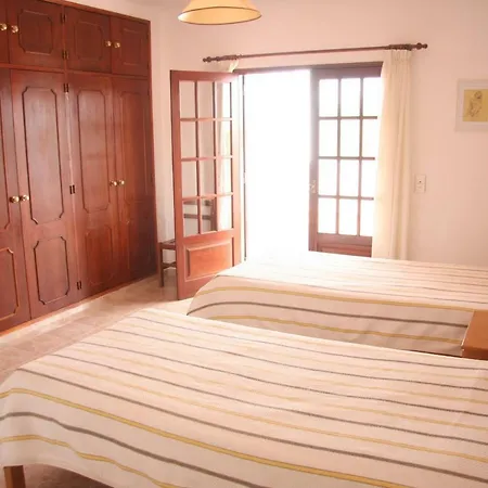 Guerreiro Apartment *